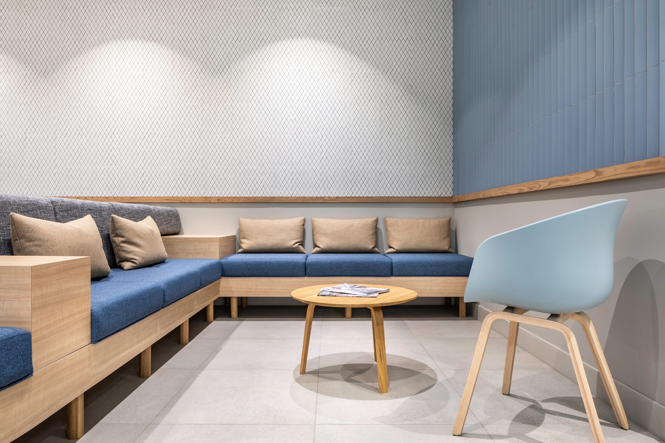 thiết kế nội thất văn phòng nha khoa