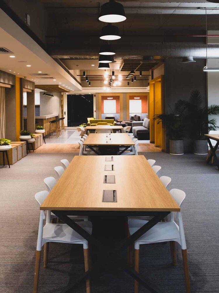 thiết kế nội thất văn phòng sang trọng